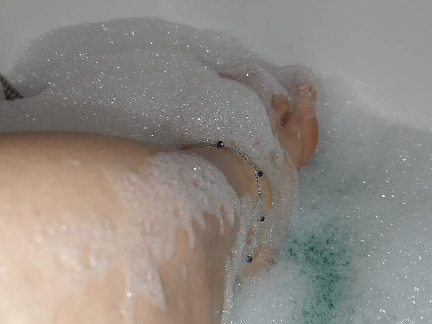 Rubberdollive - Bolg