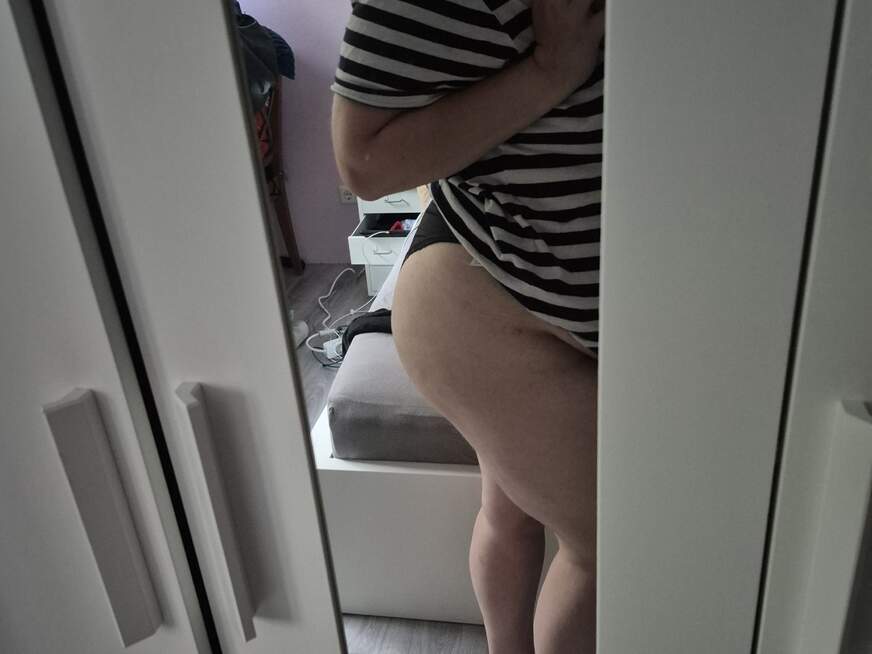 Yuna4U ᐅ 21 Jährige Pornodarstellerin