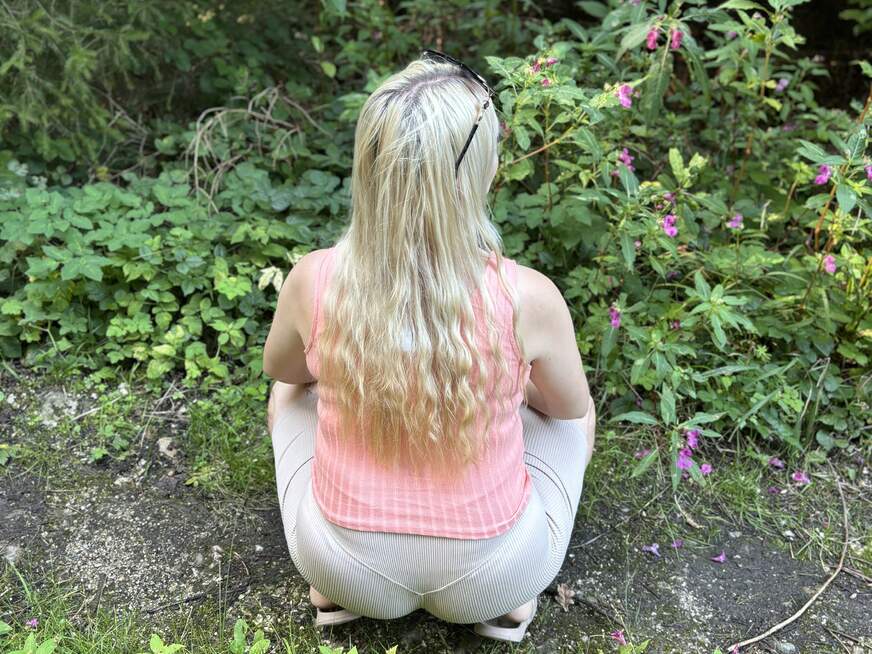 Alex-Blond ᐅ 32 Jährige Pornodarstellerin aus München