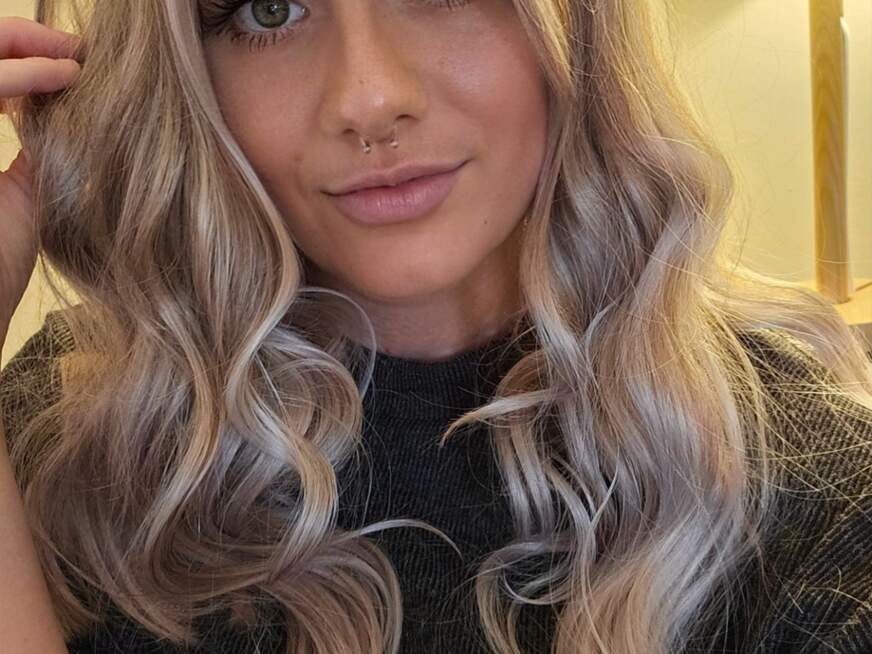 Emilya*a - Bolg