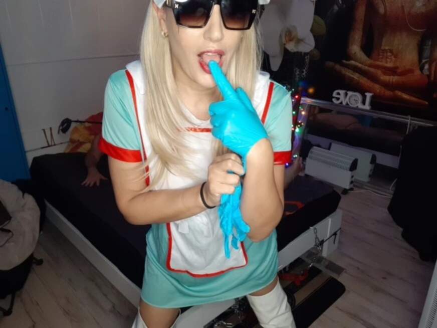 MissBigSandy ᐅ 49 Jährige Pornodarstellerin aus Ludwigsburg - rasse-hasen.tv MissBigSandy ᐅ 49 Jährige Pornodarstellerin aus Ludwigsburg