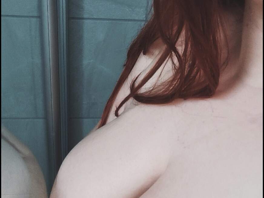 Linamarie ᐅ 24 Jährige Pornodarstellerin aus Böhlen