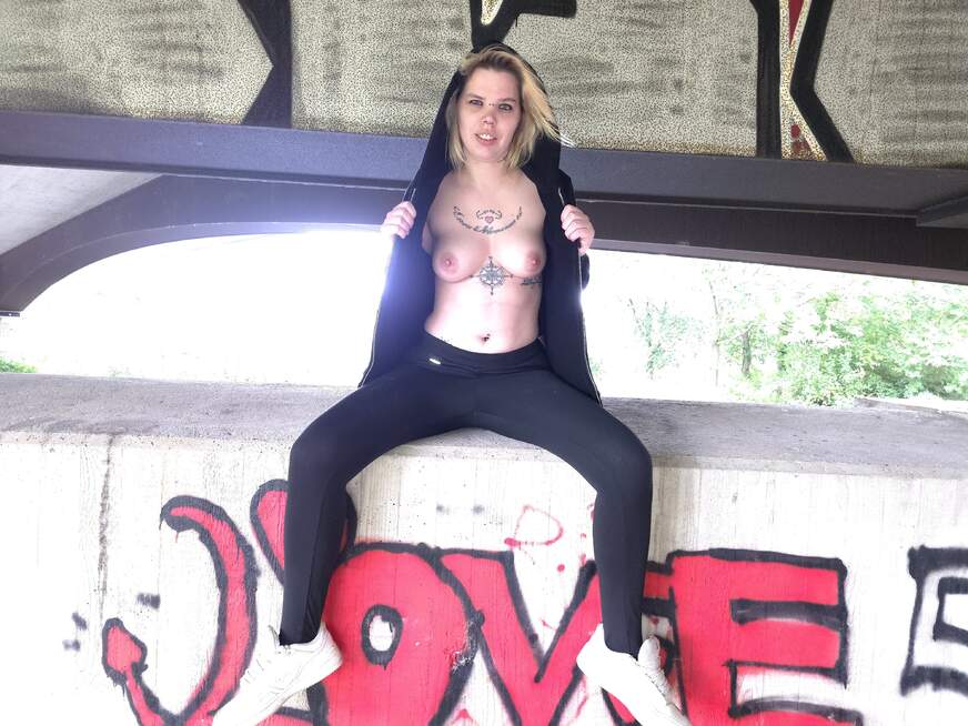 JuliaAvarix - Bolg