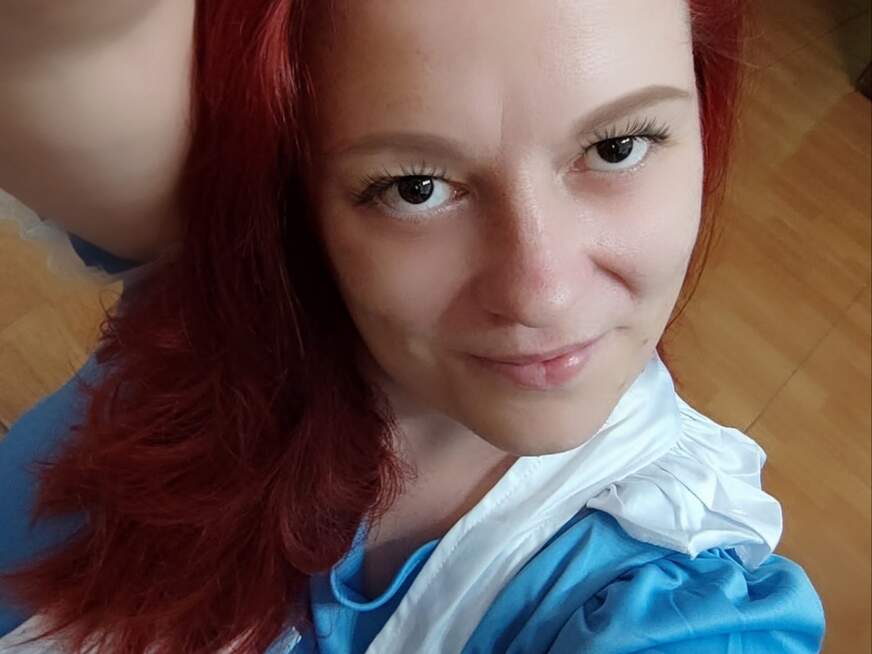 AnnieAnn ᐅ 40 Jährige Pornodarstellerin