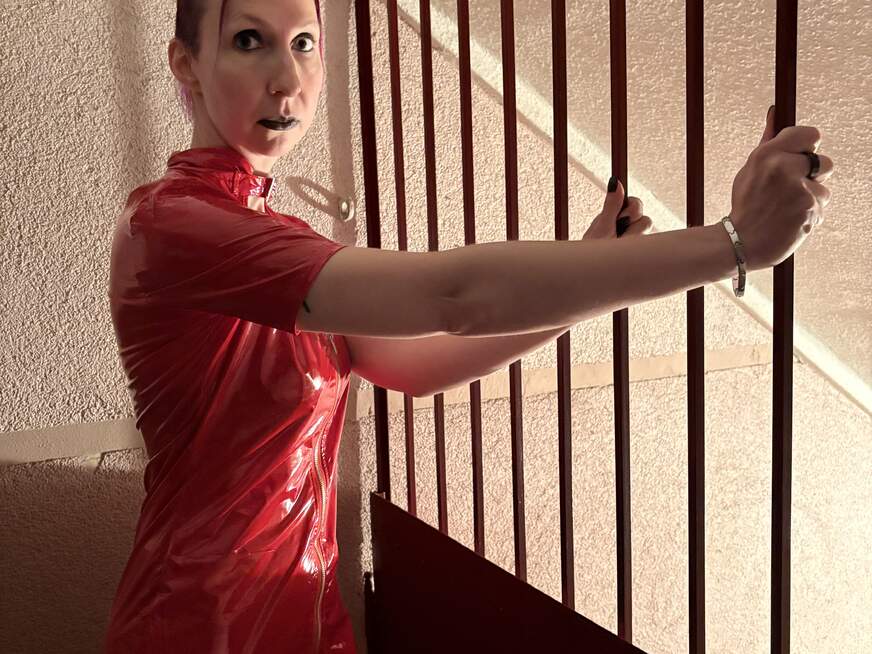 HerrinLuderia1990 ᐅ 35 Jährige Pornodarstellerin aus Nürnberg