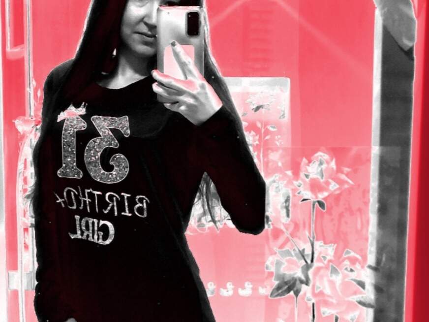 Lou-ShayenneVolpe - Bolg