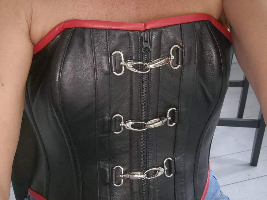 Mistress-Lola - Bolg