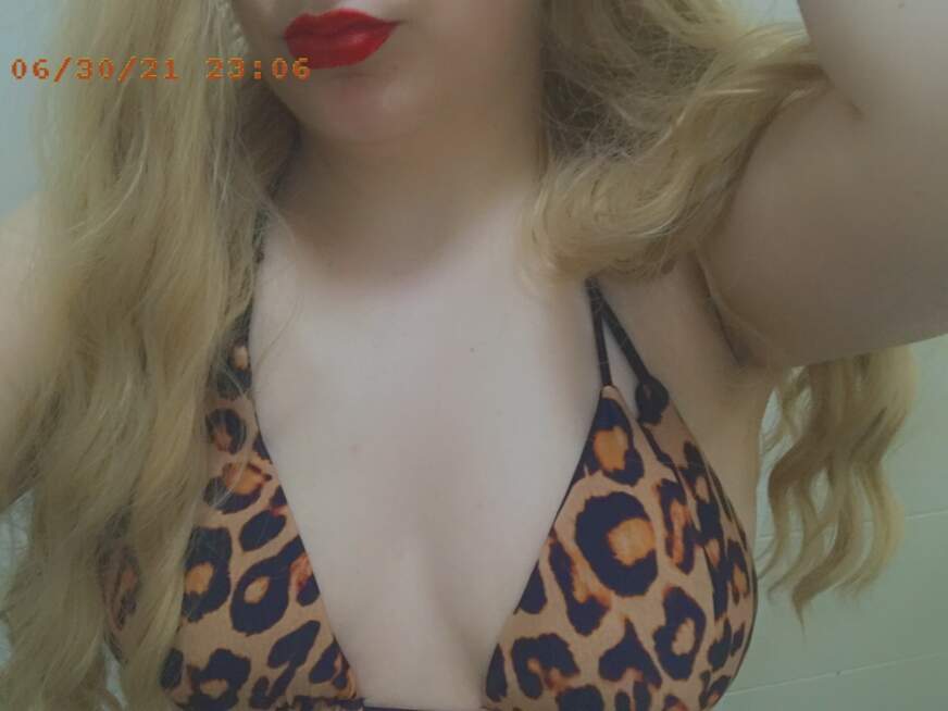 Lara_danger ᐅ 26 Jährige Pornodarstellerin aus Drumling