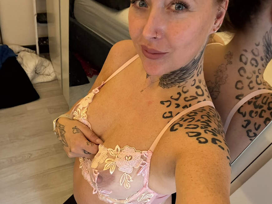 Sexyp***y878 - Bolg