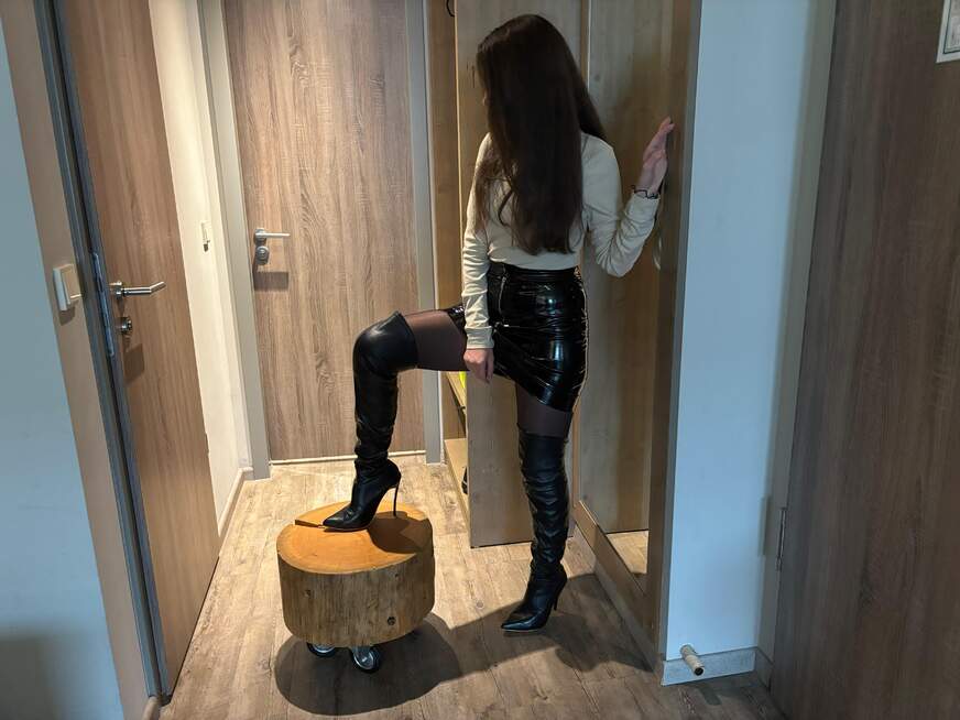 FetishGoddess - Bolg