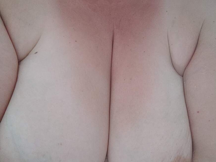 hotlili86 ᐅ 43 Jährige Pornodarstellerin aus La Chaux-des-Breuleux