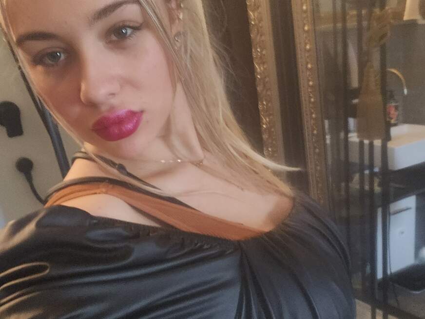 Queen_of_BDSM - Bolg