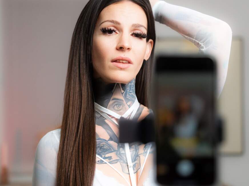 BrownieyQueen ᐅ 36 Jährige Pornodarstellerin