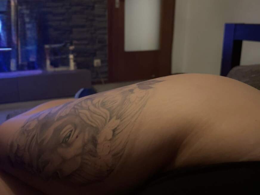 Snow_Bunny ᐅ 31 Jährige Pornodarstellerin