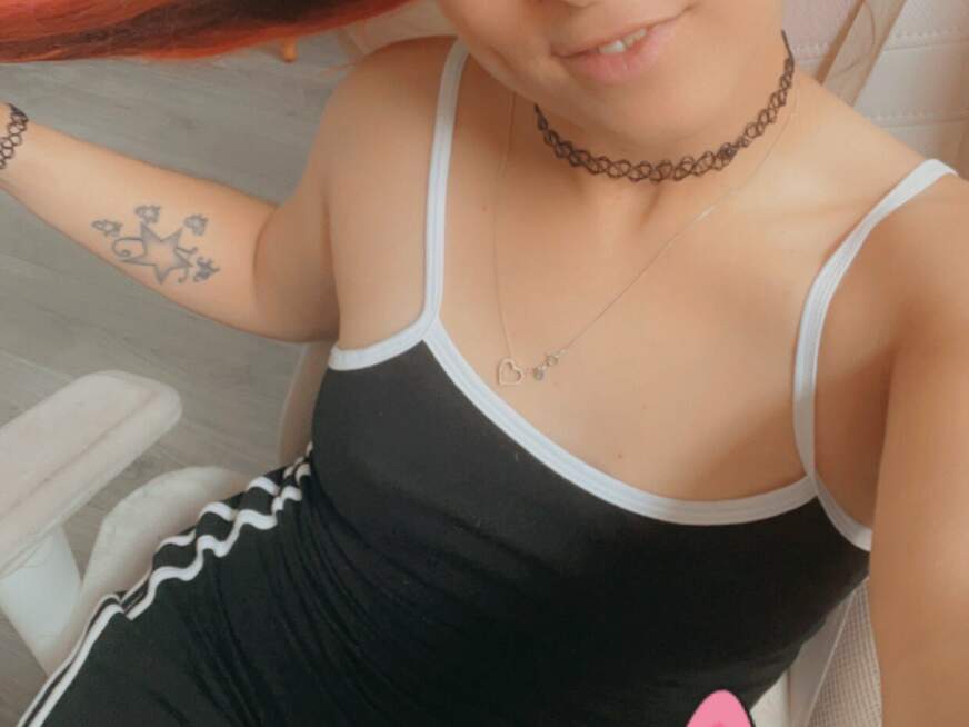 Jenny-Style ᐅ 28 Jährige Pornodarstellerin