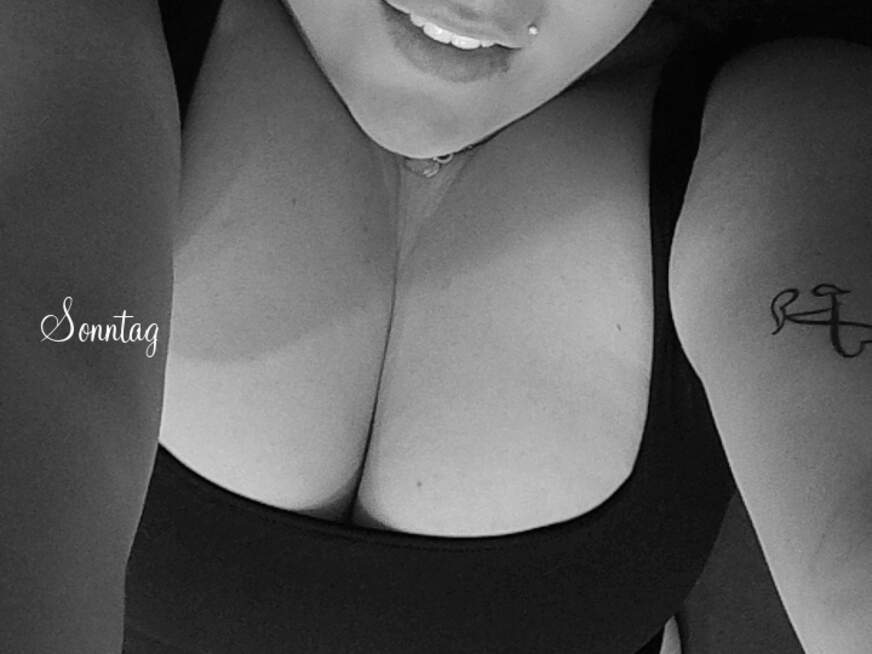 KimberlyCaprice - Bolg