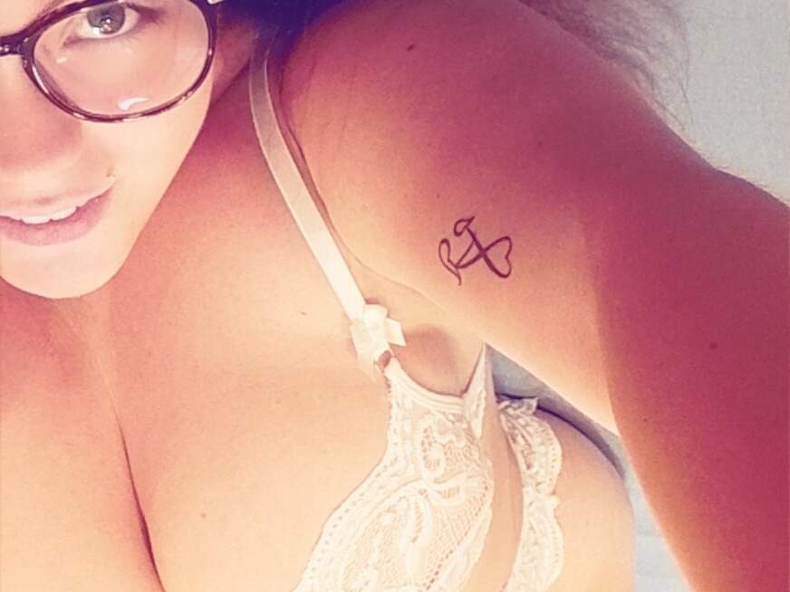 KimberlyCaprice - Bolg