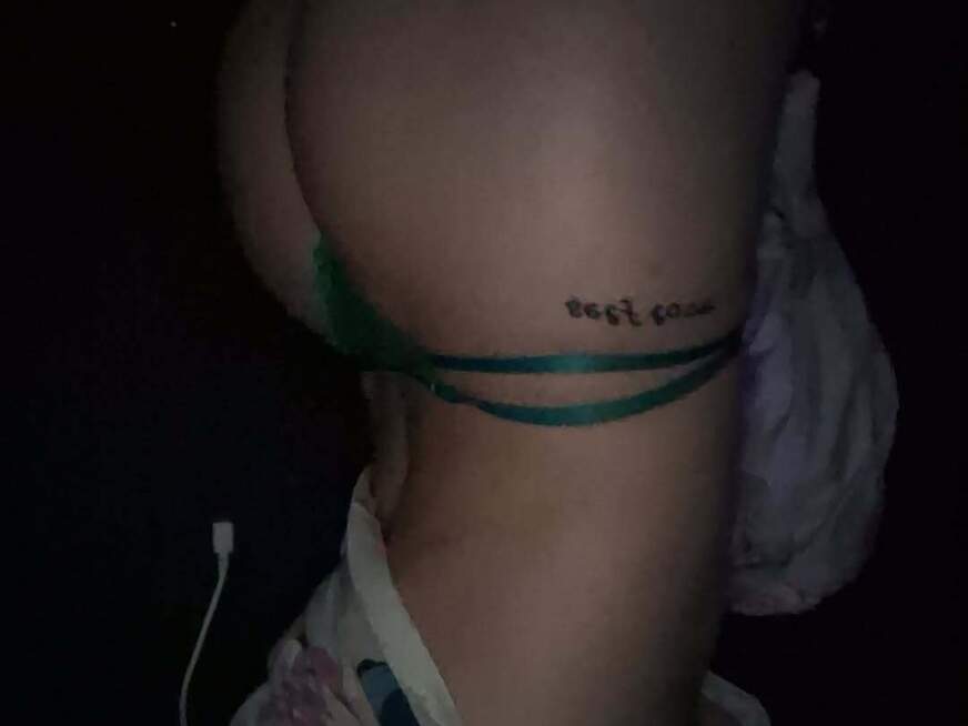 XxxEmma ᐅ 20 Jährige Pornodarstellerin