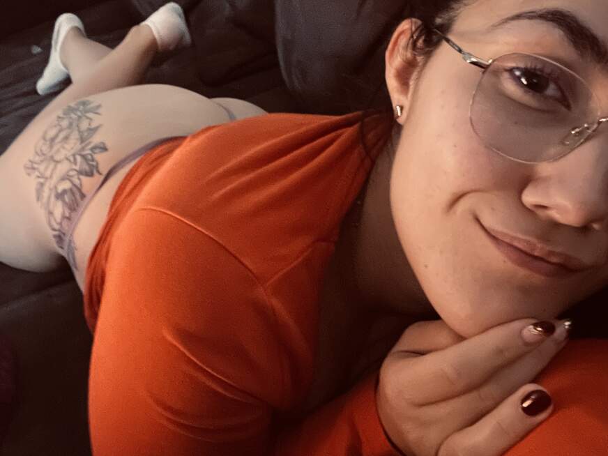 MissKiss ᐅ 28 Jährige Pornodarstellerin