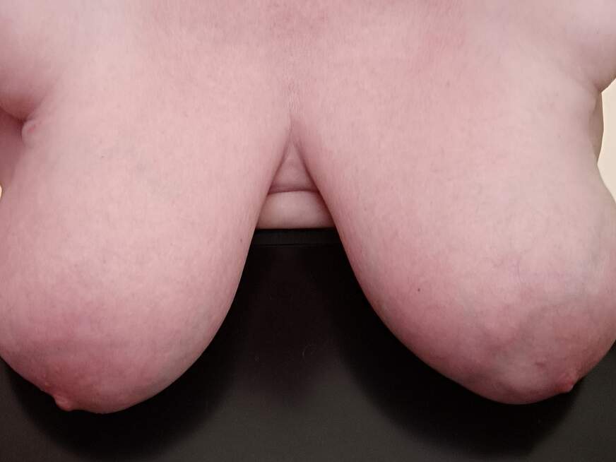 Alex-14 ᐅ 66 Jährige Pornodarstellerin