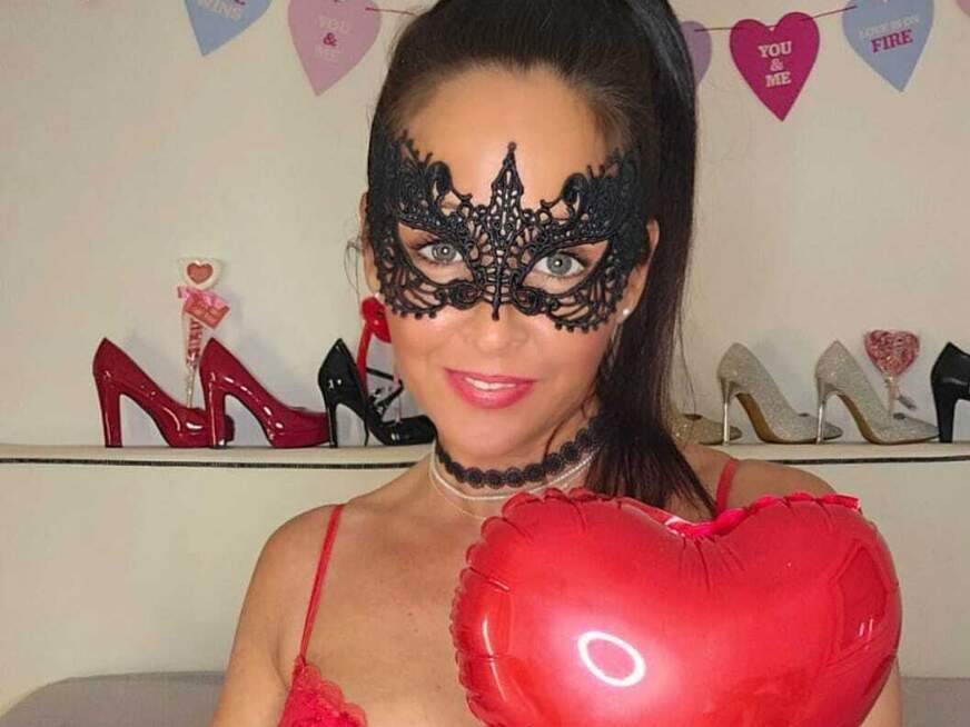 Valerie_Vex ᐅ 42 Jährige Pornodarstellerin aus Leonding