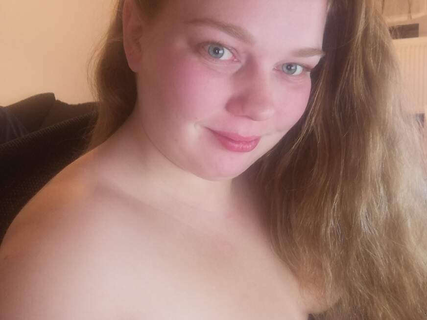 SexyLuder2020 ᐅ 29 Jährige Pornodarstellerin aus Weil am Rhein