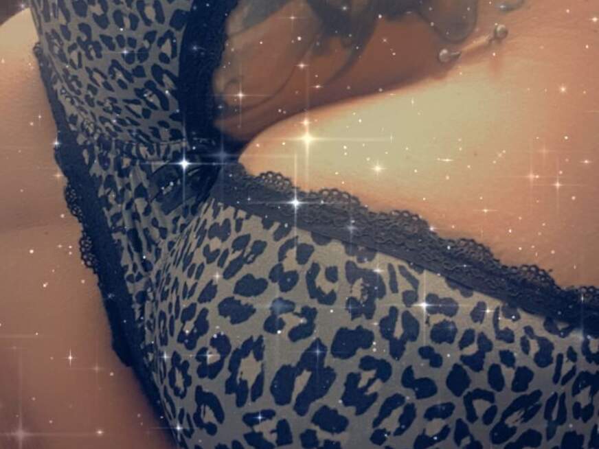 SamDeluxe ᐅ 42 Jährige Pornodarstellerin aus Xxxxx