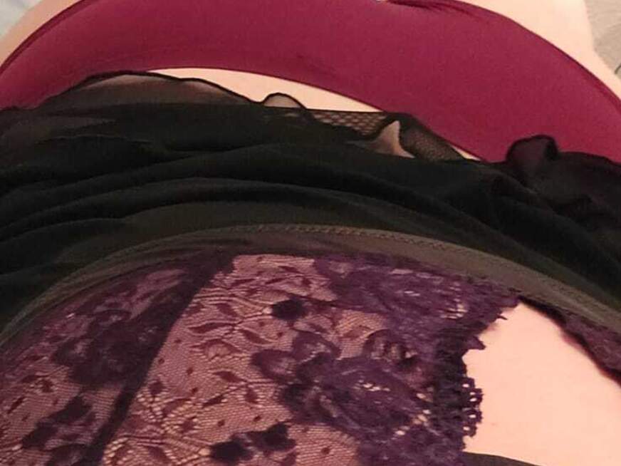 ChubbyLady97 ᐅ 27 Jährige Pornodarstellerin