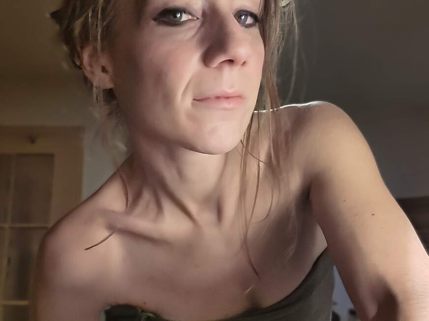ZoePachler ᐅ 28 Jährige Pornodarstellerin