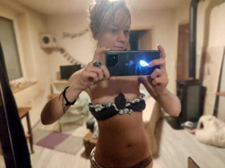 ZoePachler ᐅ 28 Jährige Pornodarstellerin