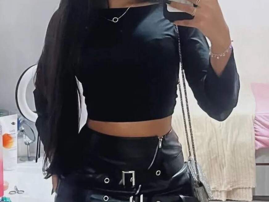lizzie69 ᐅ 27 Jährige Pornodarstellerin aus Brasilien