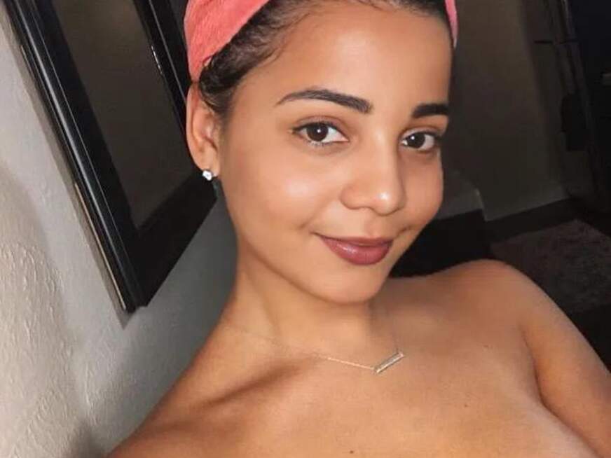 lizzie69 ᐅ 27 Jährige Pornodarstellerin aus Brasilien