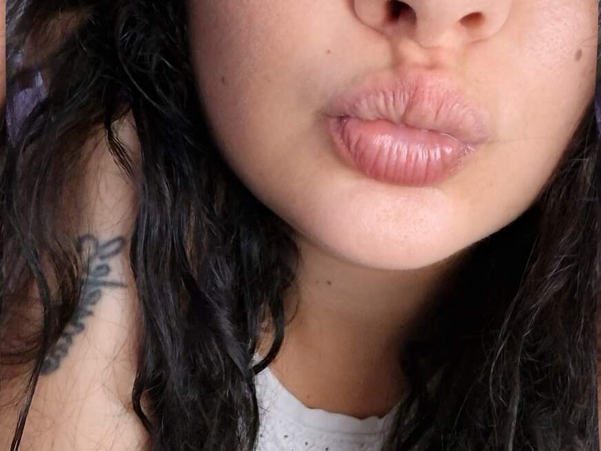 MrsNyx ᐅ 28 Jährige Pornodarstellerin
