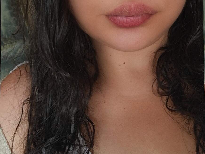 MrsNyx ᐅ 28 Jährige Pornodarstellerin