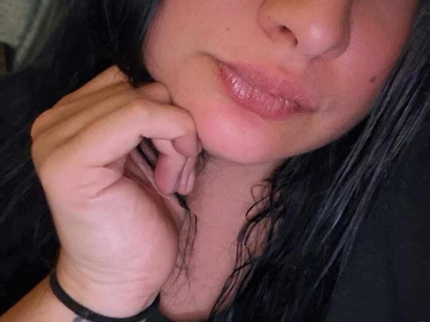MrsNyx ᐅ 28 Jährige Pornodarstellerin