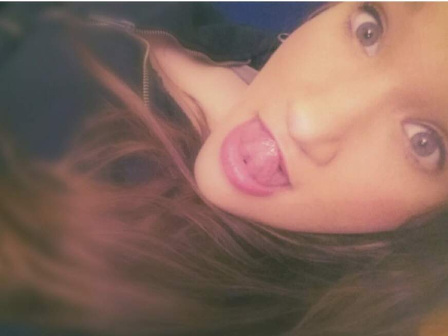 Roxy101 ᐅ 32 Jährige Pornodarstellerin