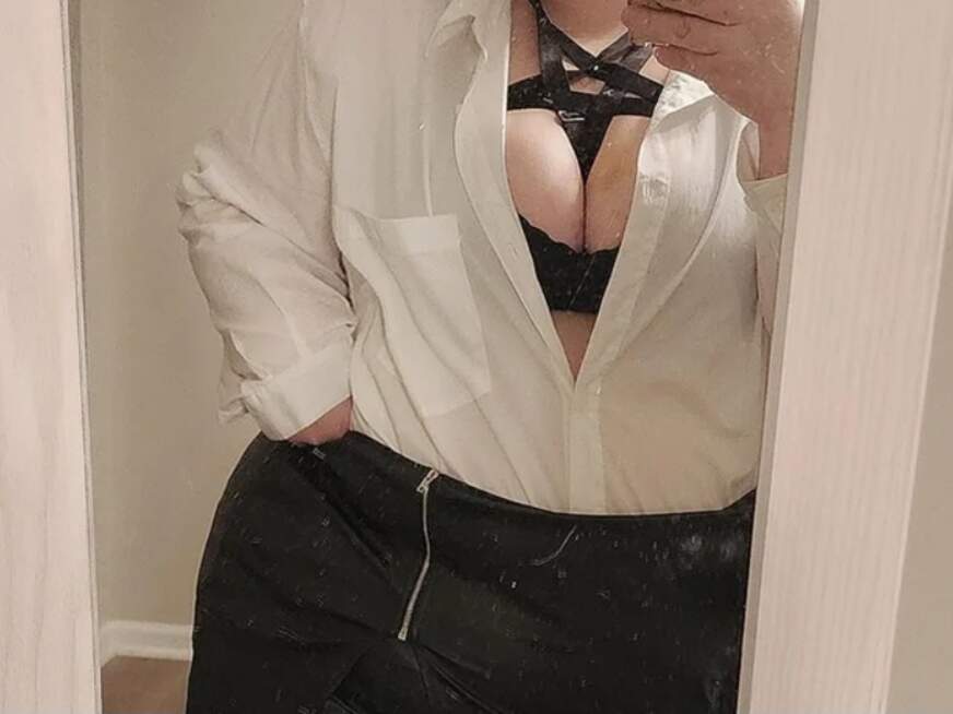 CurvyLady1988 - Bolg