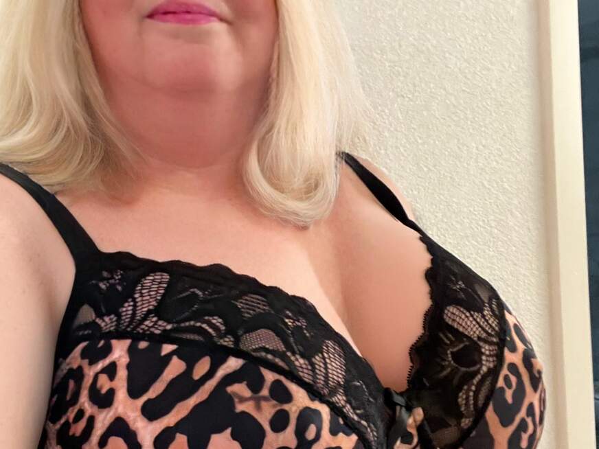 Loveinrose ᐅ 57 Jährige Pornodarstellerin aus Bern