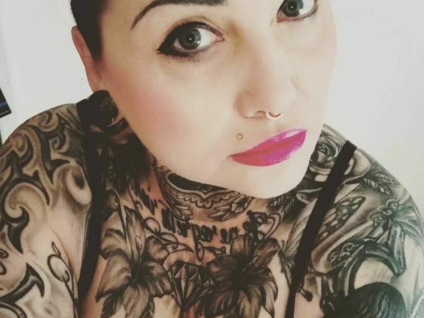 MissMonaMieder ᐅ 43 Jährige Pornodarstellerin aus Rosenau - frauenab50.com MissMonaMieder ᐅ 43 Jährige Pornodarstellerin aus Rosenau