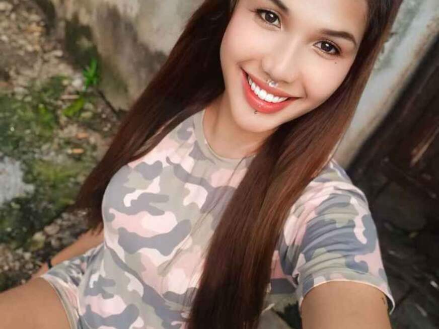 DeliciousOverload ᐅ 26 Jährige Pornodarstellerin aus Philippines