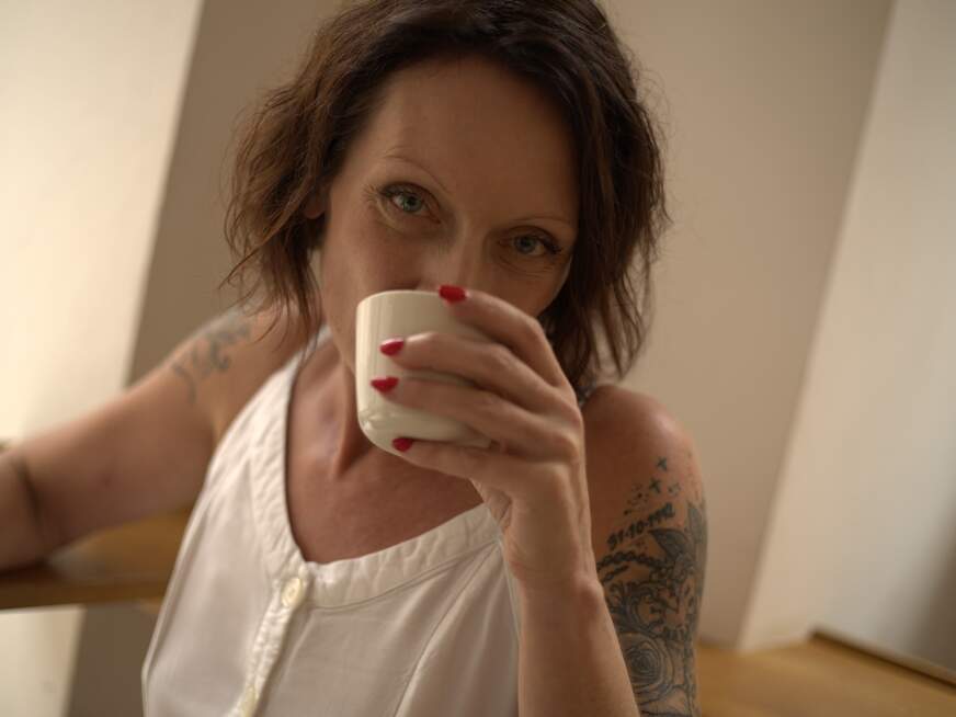 Zora-Enn ᐅ 47 Jährige Pornodarstellerin