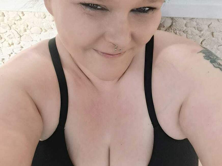b**ygirl2502 - Bolg
