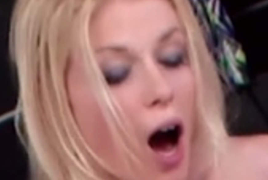 Gnade, ich bin total z******t von Geile-Blondchen
