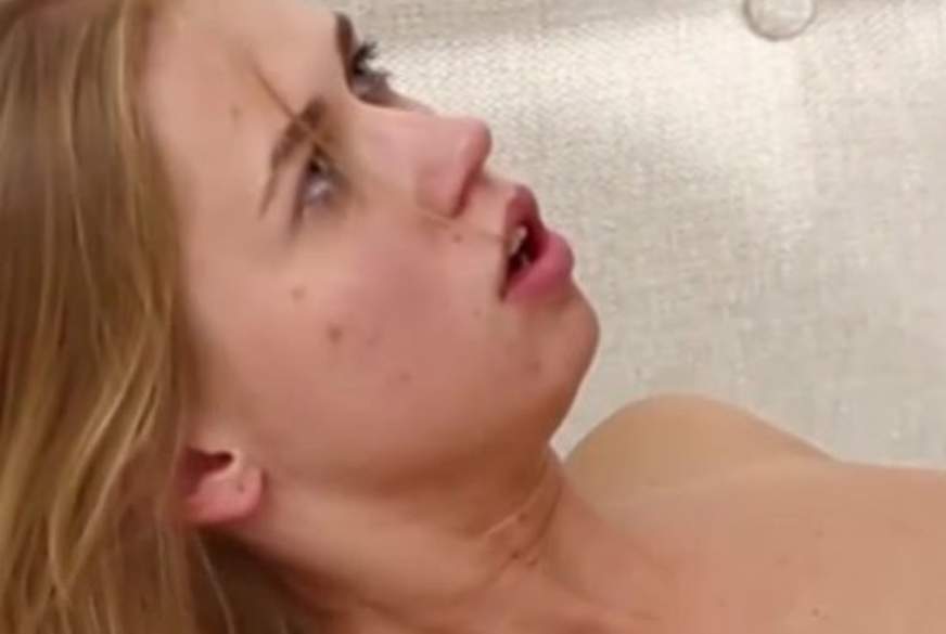 T***ym****i und J*********z im F**k von Geile-Blondchen