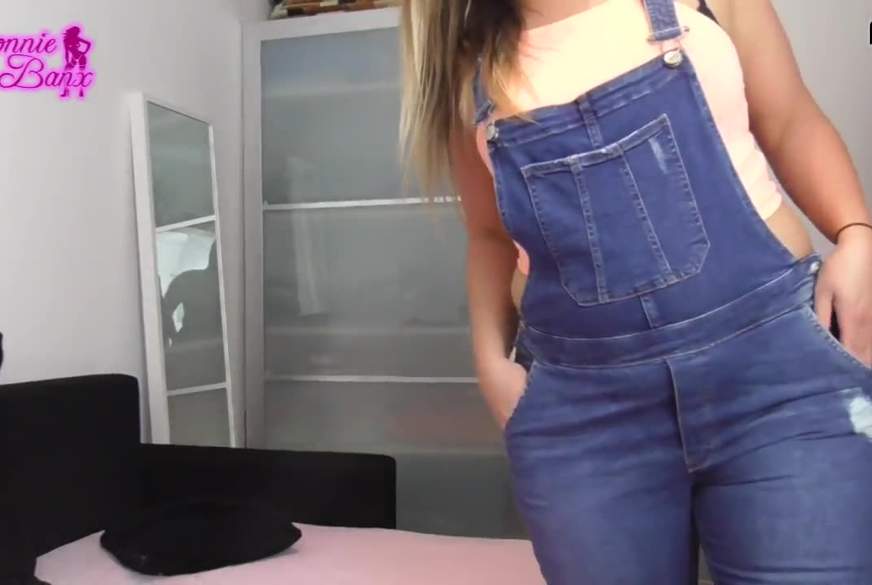 Deine Latzhosen-Lady von BonnieBanx pic1