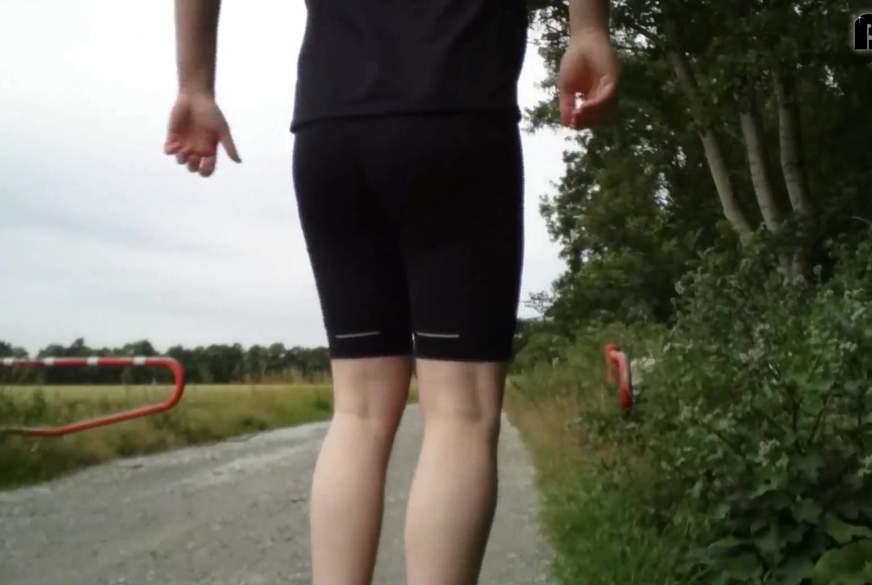 Jogging im Neuen Outfit von Nylonj***e pic3