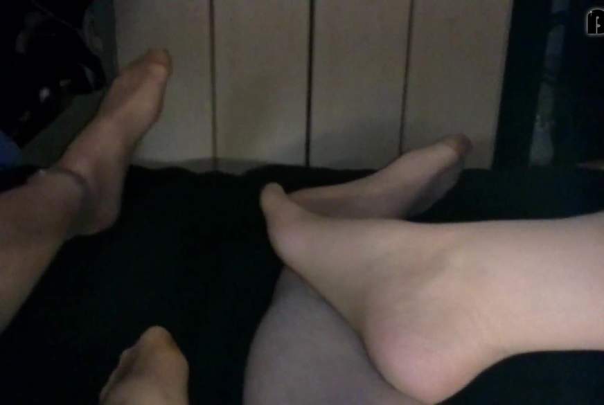 MILF und Ich in Feinstrumpfhose 1 von Nylonj***e pic3