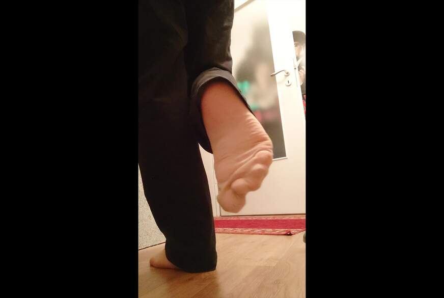 Nylonj***e: Frisch vom Einkaufen am Morgen