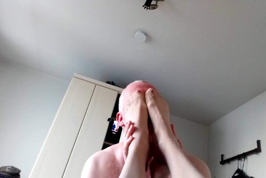 Nylonj***e: Ich und Omas Nylonfüsse