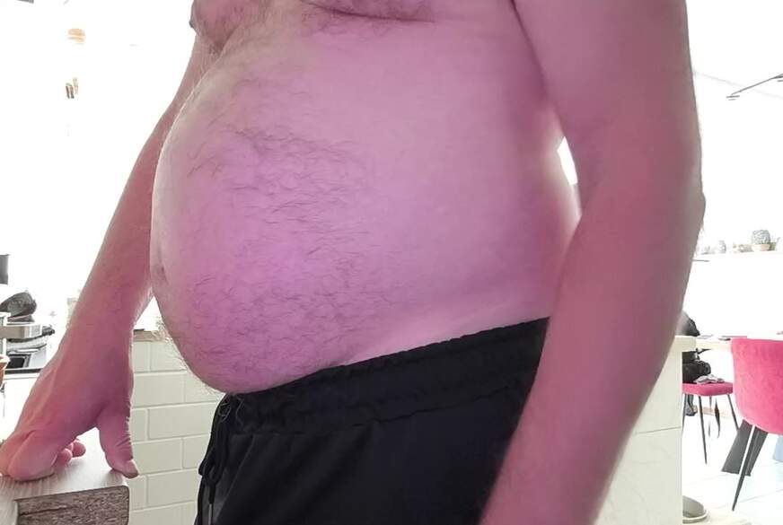 Nylonj***e: Nudist kochen der Nudeloße meiner M**a